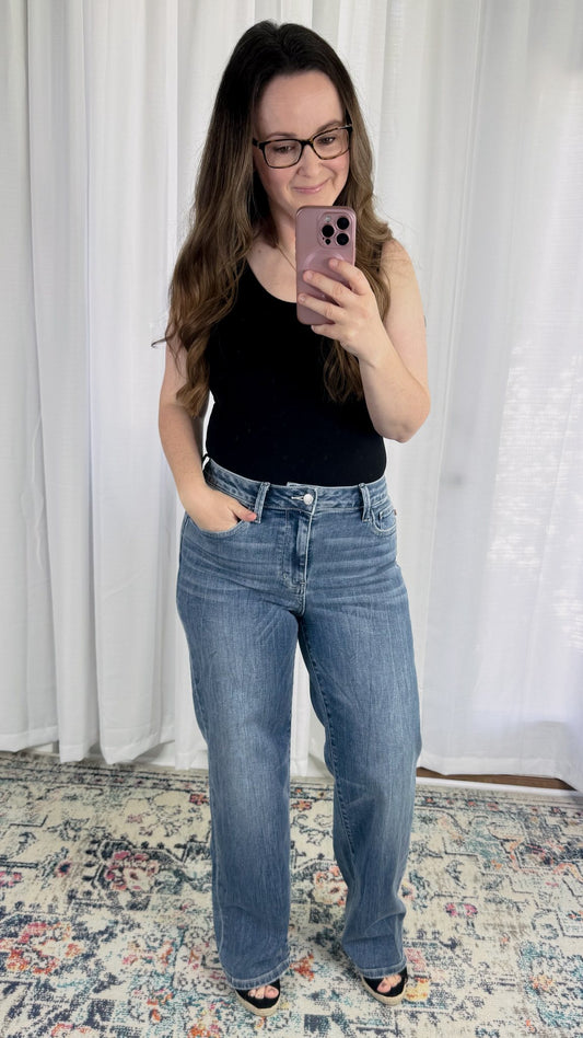 Holly Mid Rise Judy Blue Jeans