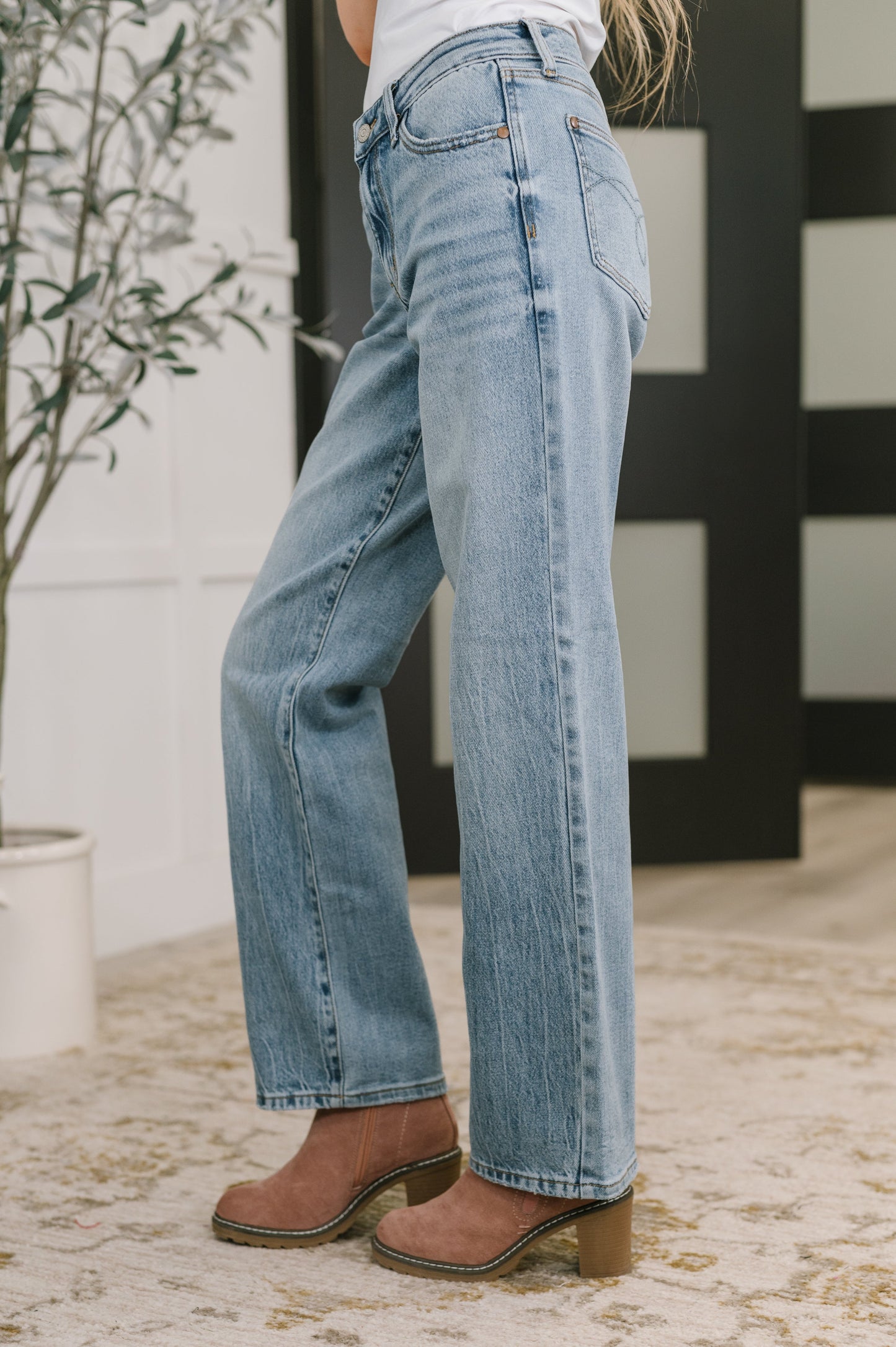 Heather Mid Rise Rigid Magic Straight
