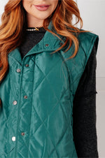 Layering Queen Quilted Puffer Vest in Hunter Green