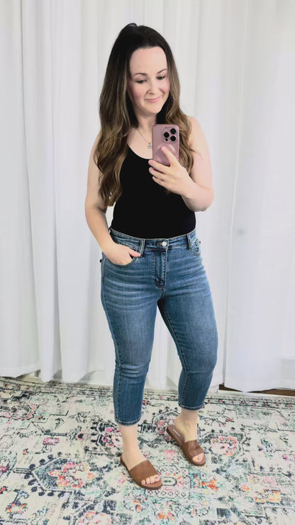 Deborah Mid Rise Capri